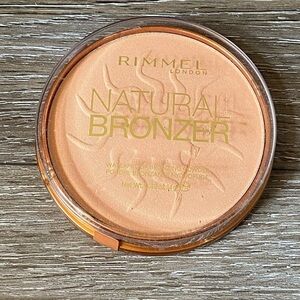 Rimmel London Natural Bronzer - Waterproof Bronzing Powder - 020 Sunshine